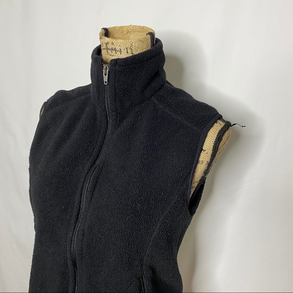 Patagonia Black Synchilla Fleece Vest - Picture 3 of 12